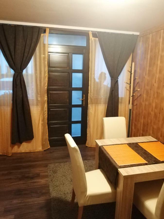 Kiscsillag Apartman Гаркань Екстер'єр фото